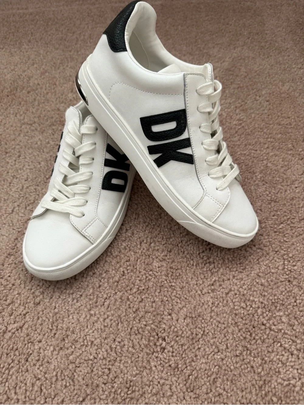 DKNY White Sneakers with Black Logo Accent